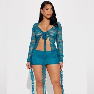 FashionNova Unforgettable to You Lace Skirt Set